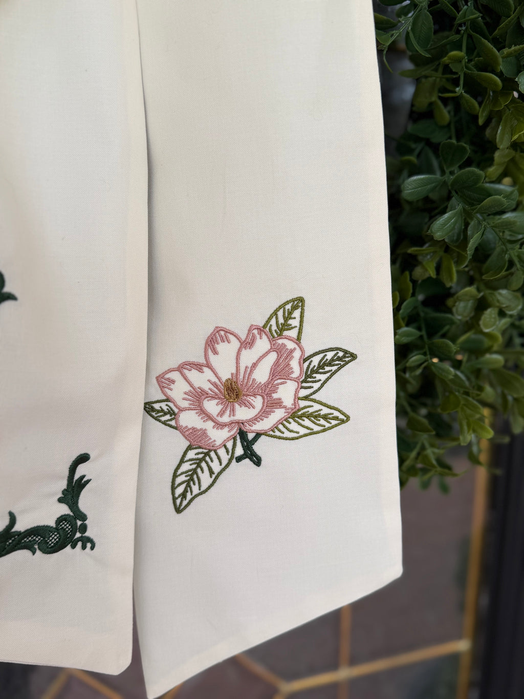 Signature Magnolia