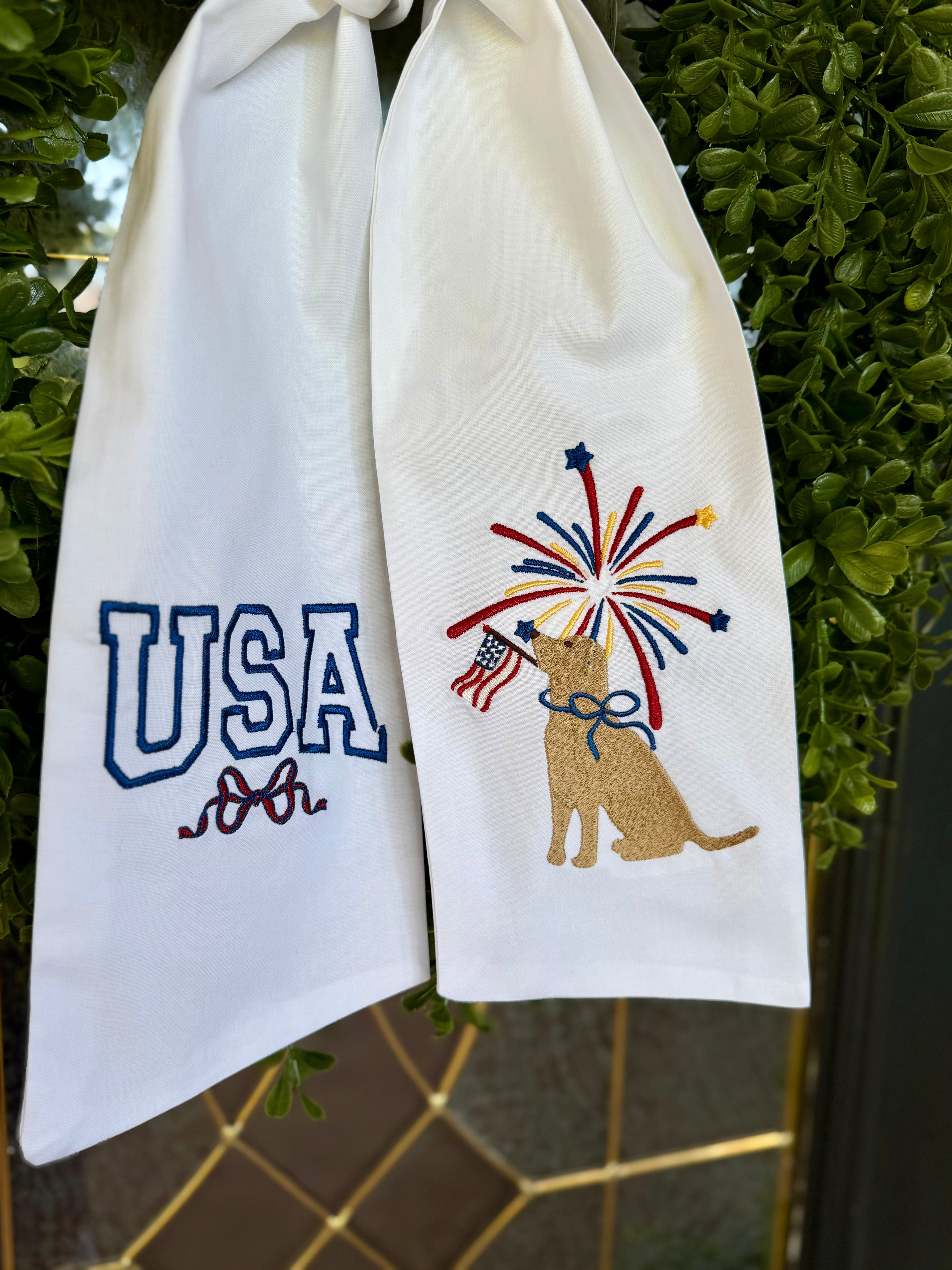 Lab & Fireworks Wreath Sash