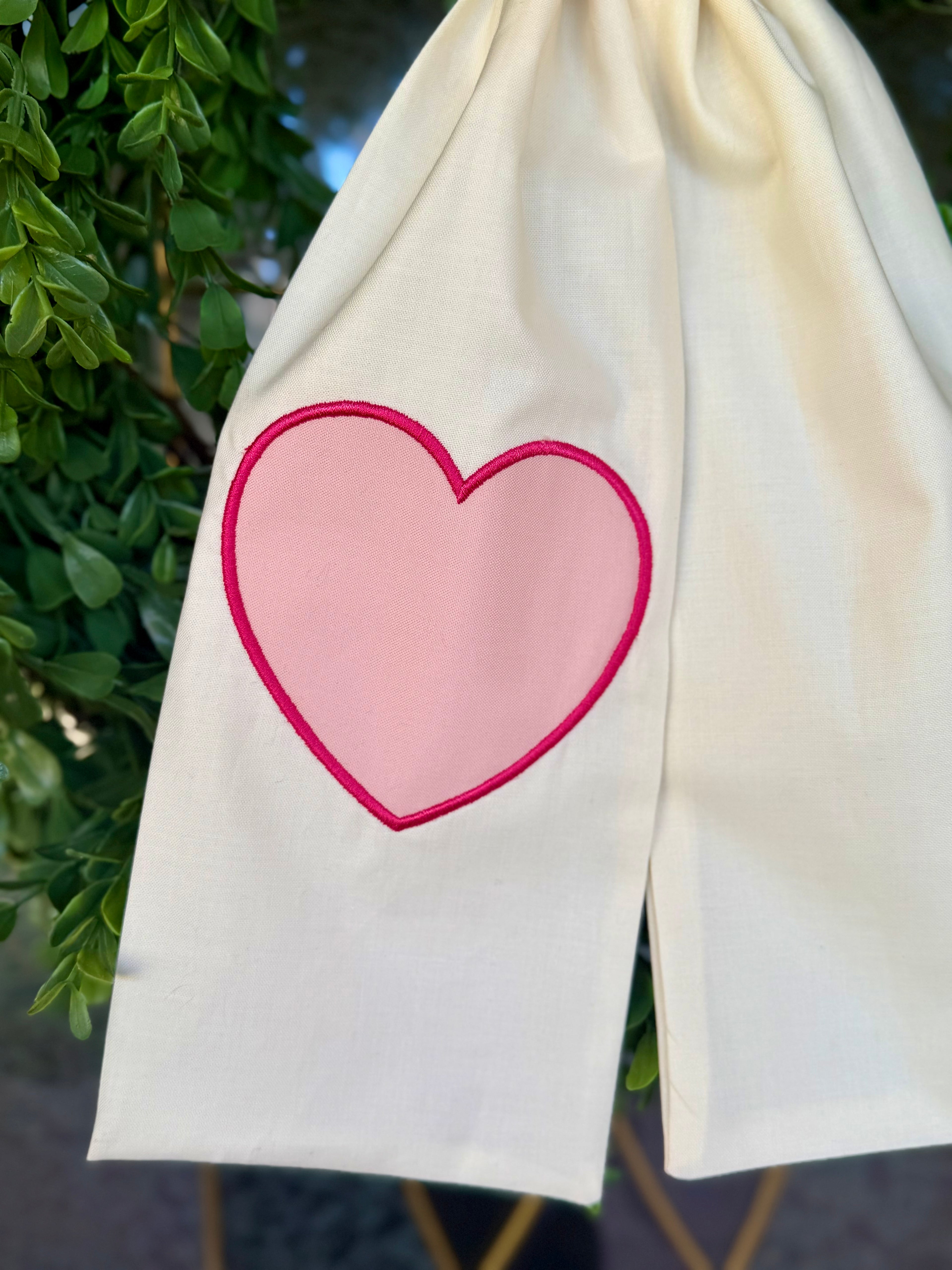 Heart Appliqué Valentines Wreath Sash