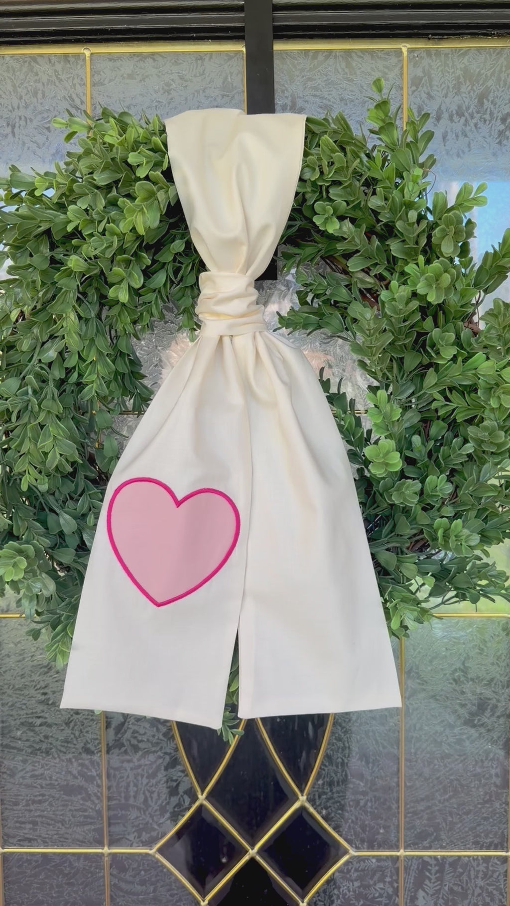 Heart Appliqué Valentines Wreath Sash
